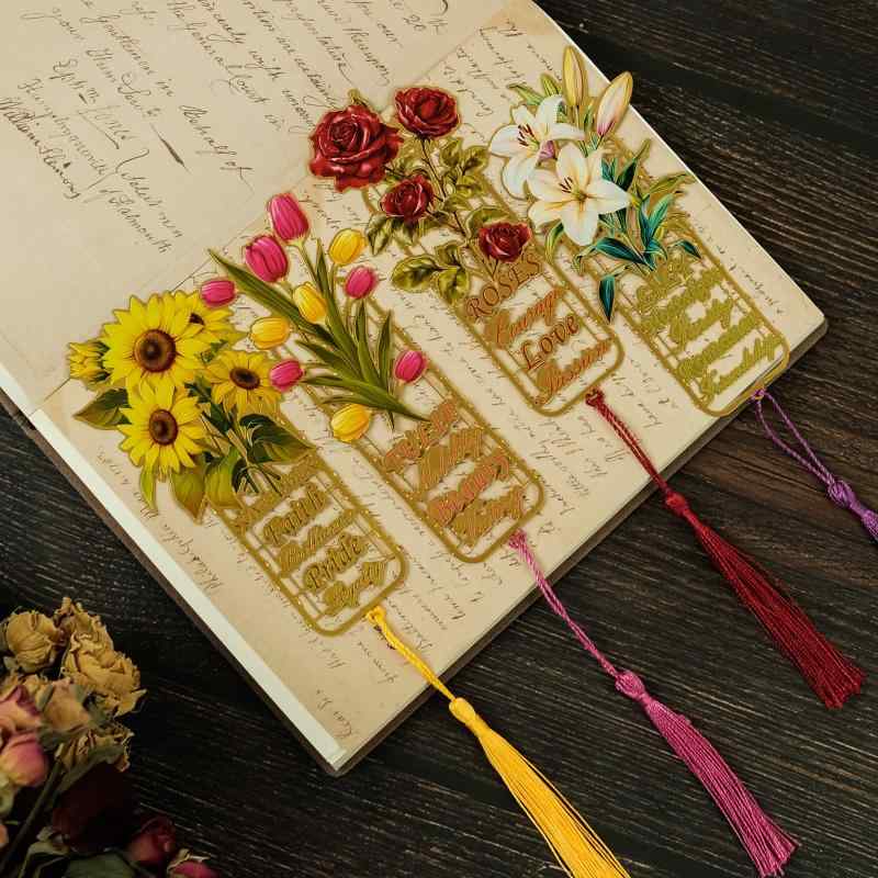 ブックマーク 金属製 しおり 花 フラワー フローラル セット 高級感 ヒマワリ バラ ユリ 植物モチーフ 読書 デスク用品 おしゃれ インテリア雑貨(x2)