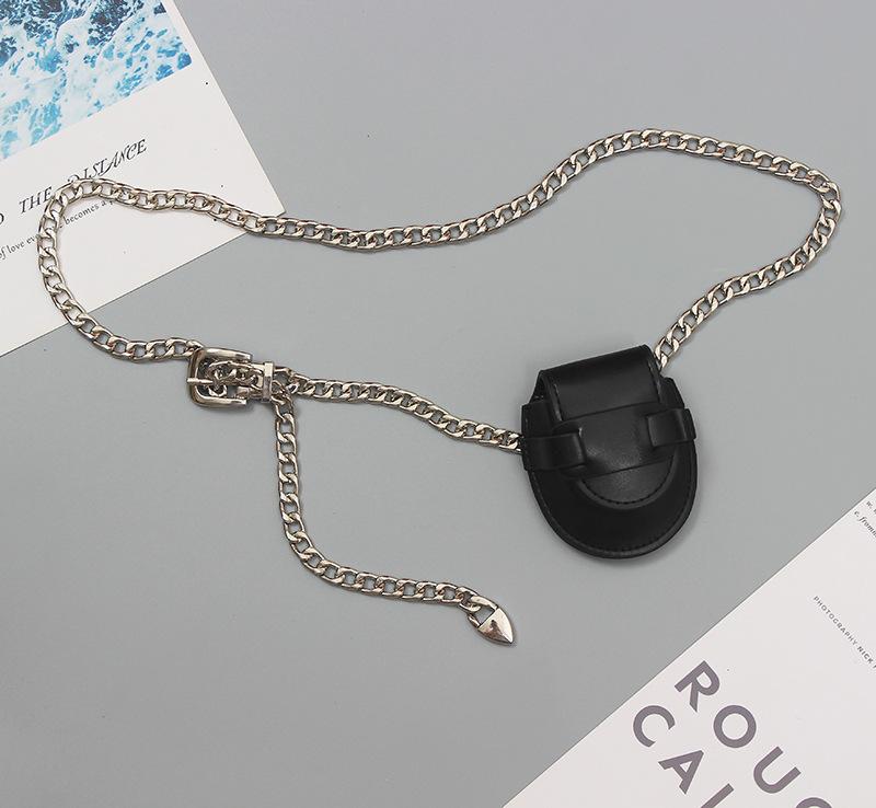ウエストポーチ レディース メタルチェーン ミニバッグ シルバー ブラック アクセサリー感覚 カジュアル おしゃれ トレンド コーデ ワンピース シャツ 春夏