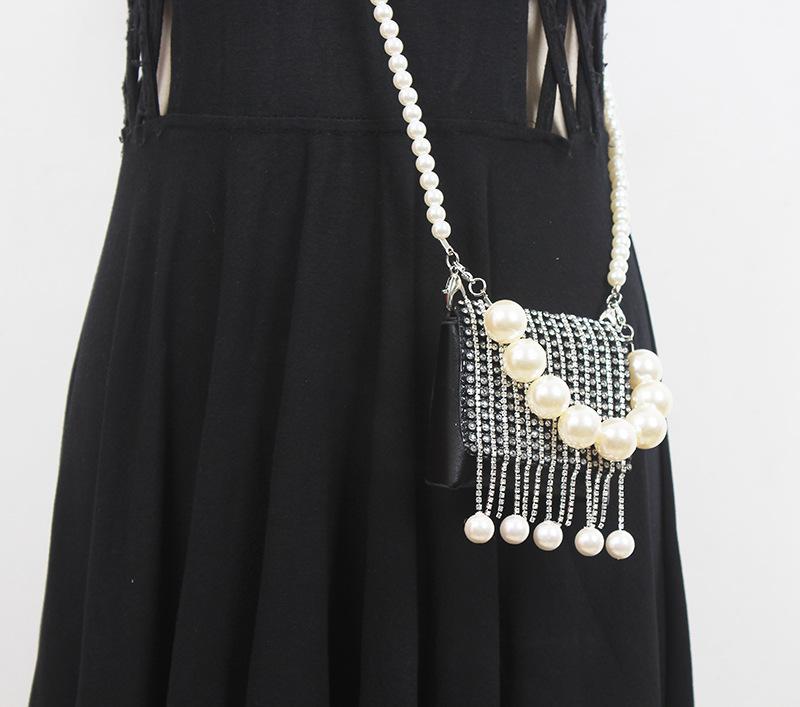 バッグ レディース ミニ スクエア ショルダーバッグ PUレザー チェーン ラインストーン 高級感 おしゃ..