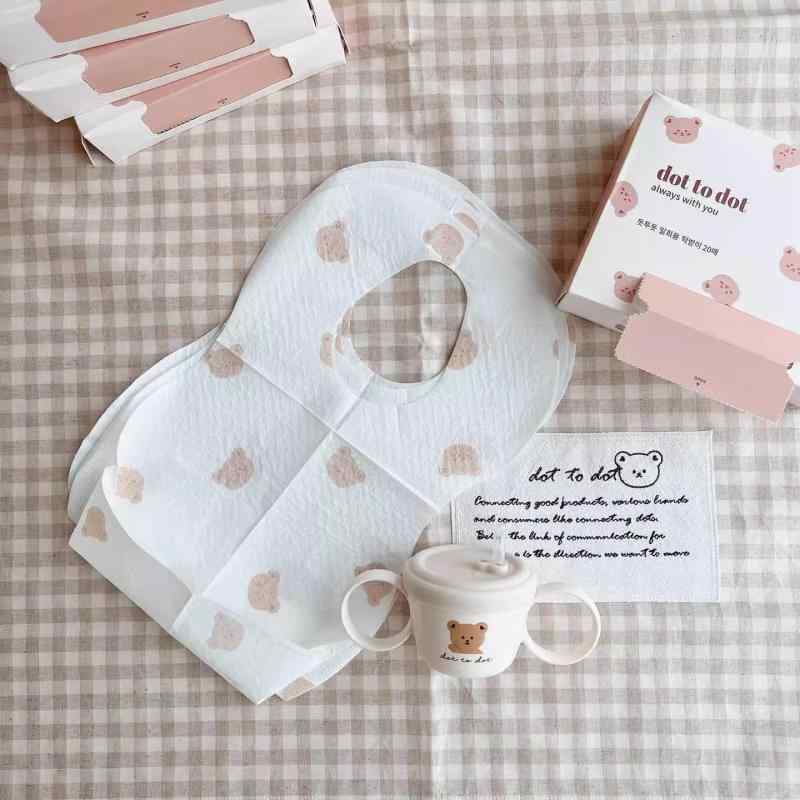 スタイ ベビー キッズ 赤ちゃん 韓国 ins風 使い捨て 防水 よだれかけ クマ柄 かわいい 食事用 食べこぼし防止 お出かけ 携帯便利 男の子 女の子