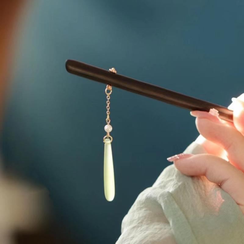 ヘアアクセサリー 木製 歩揺かんざし お団子ヘア シニヨン 漢服 チャイナドレス 新中式 レトロ 高級感 ..