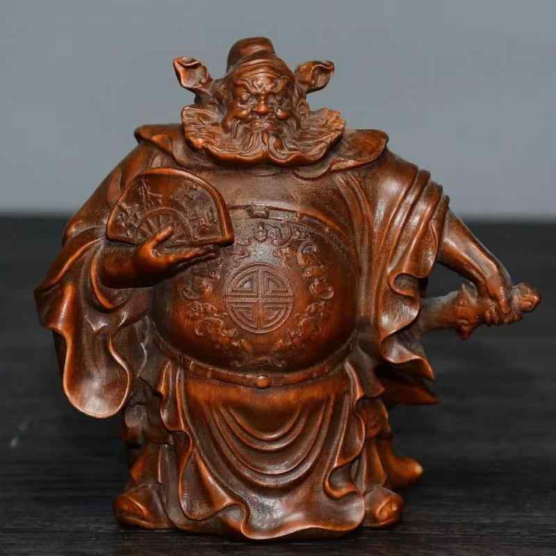 木彫り 小葉ツゲ 鍾馗天師 像 置物 手持ちオブジェ 工芸品 魔除け 厄除け 開運 縁起物 レトロ調 アンティーク風 新中国風 インテリア飾り 威厳 コレクション