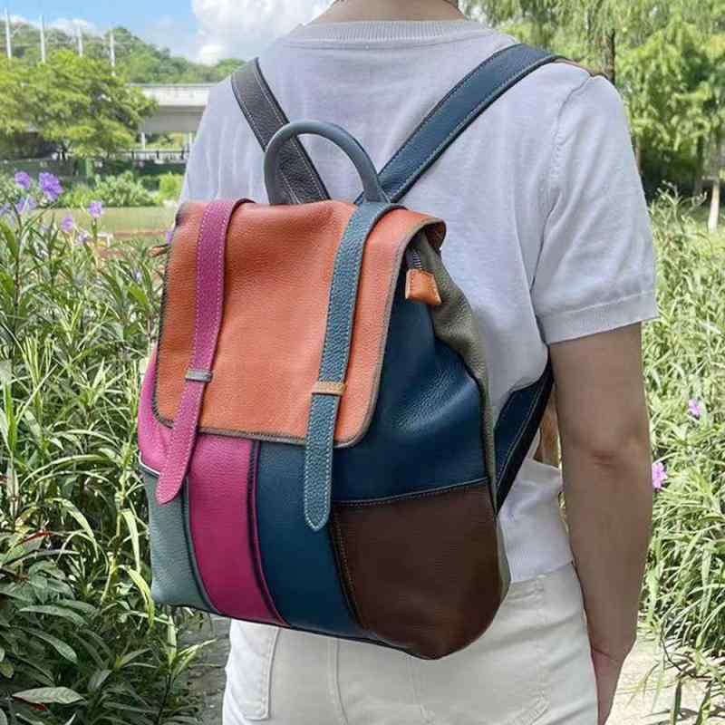 リュックサック バックパック レディース 本革 牛革 トップグレインレザー カジュアル レトロ ヴィンテージ 大容量 手染め アンティーク調 ファスナー開閉 内ポケット充実 アウトポケット付き 通気性 耐久性 普段使い
