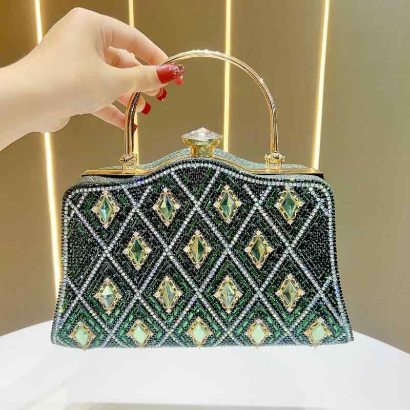 イブニングパーティーバッグ レディース 大容量 ラインストーン 高級感 軽やか エレガント チェーン 斜め掛け 手提げ スクエア型 ミニ 普段使い フォーマル ポリエステル ロック金具