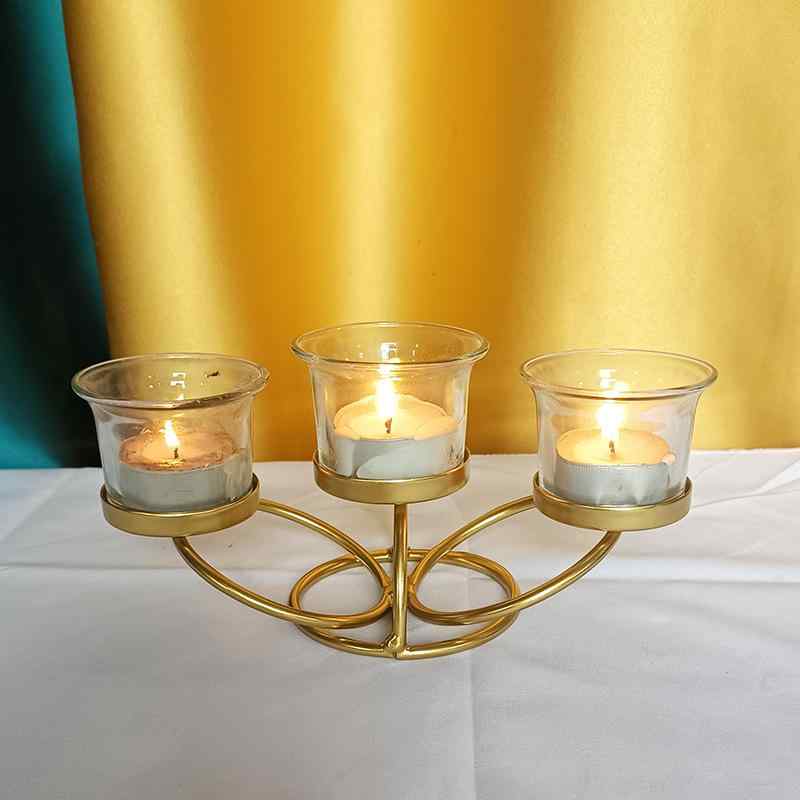 燭台 アイアン製 3本立て ガラスカップ付き インテリア 置物 ランタン ヨーロピアン風 焼付塗装 幾何学デザイン ライトラグジュアリー ゴールド ブラック 結婚祝い 誕生日プレゼント 引越し祝い