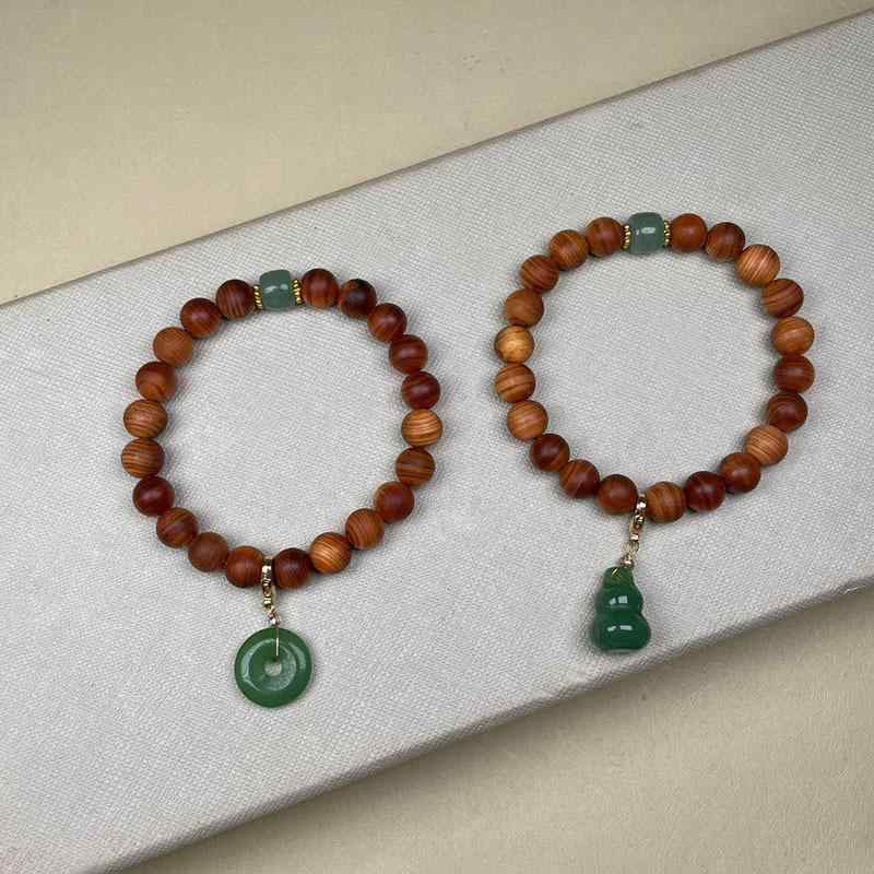 ブレスレット 男女兼用 崖柏 木製 数珠 シングル ビーズ 瓢箪モチーフ 平安モチーフ 吊り下げチャーム 腕輪 お守り 開運 天然木 アクセサリー 民族風