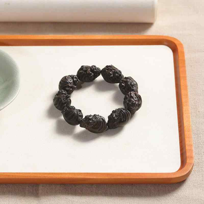 数珠 沈香 木製 彫刻 財神様 開運 縁起物 ブレスレット 車載用 吊り下げ飾り 携帯用 お守り 車内インテリア モダン シンプル