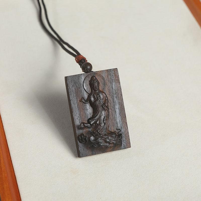 ペンダント ダラガン沈香 香木 観音様 観音菩薩像 無事牌 お守り 厄除け 開運 縁起物 ロングネックレス..