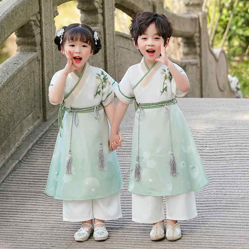 キッズ 男の子 女の子 幼稚園児 保育園児 小学生 中国風 漢服 唐装 民族衣装 古典 ダンス衣装 発表会 演出服 舞台衣装 セットアップ ポリエステル 綿混 やわらか素材 グリーン 夏用