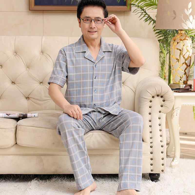 ・カテゴリ: パジャマ・主な素材: 綿30%〜50%未満・スタイル: 前開き・厚さ: 薄手・ネックライン: 襟付き・袖丈: 半袖・パンツ丈: ロング丈・機能: 通気性・着用シーズン: 春、夏、秋・対象: メンズ・着用シーン: ルームウェア・サイズ展開: M、L、XL、XXL、XXXL、XXXXL・テイスト: ライトスポーツ