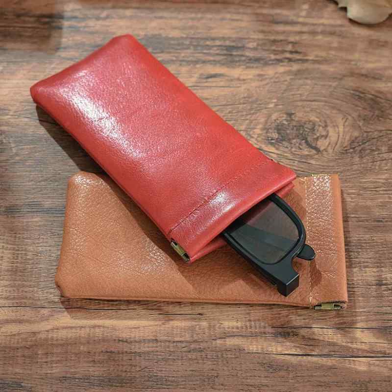 眼鏡ケース レディース 植物タンニンなめし牛革製 高級感 本革 メガネポーチ 近視 老眼鏡 携帯用 持ち運び マグネット式 自動開閉 保護カバー 小物入れ