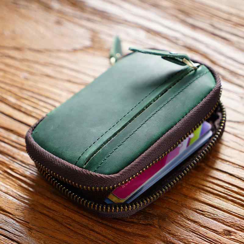 キーケース ユニセックス 本革 牛革 多機能 大容量 小銭入れ 免許証入れ 財布 二つ折り レトロ クラシック ステッチ 普段使い 軽量 高級感 ブラック ブラウン 手作り