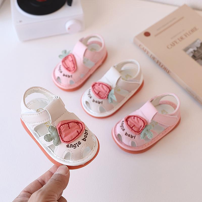 サンダル ベビー キッズ 幼児用 つま先保護 音が鳴る ホイッスル ファーストシューズ 柔らか底 合皮 マ..