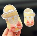 ベビー靴 女の子 ベビー 春秋 ファーストシューズ よちよち歩き 新生児 低月齢 柔らかい靴底 ソフトソール 脱げにくい 滑り止め つま先保護 かわいい ウサギデザイン 面ファスナー 布製 綿 コットン 黄色 ピンク ブルー プリンセス風