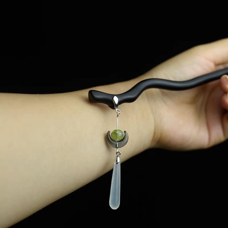 髪飾り かんざし 黒檀 月 ドロップ タッセル 揺れる 新中国風 中華風 レトロ オリジナルデザイン 暗月..