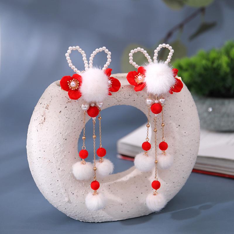 髪飾り 女の子 キッズ 和風 レトロ 漢服 和装 お正月 成人式 七五三 ヘアクリップ 髪留め 花 フラワーモチーフ ポンポン タッセル 赤 フェイクパール 手...