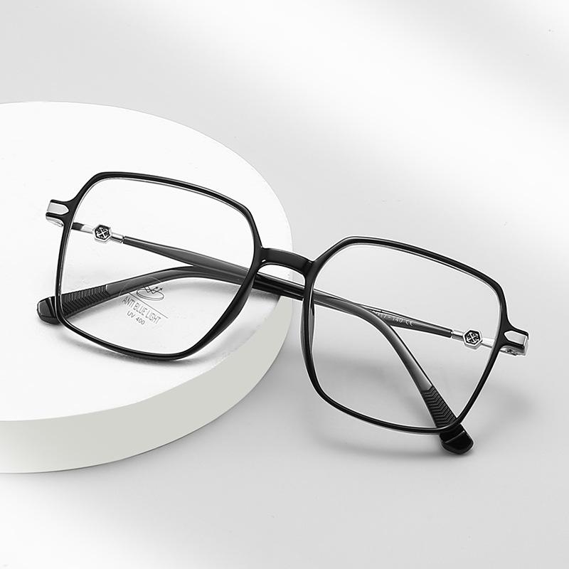 メガネ 男女兼用 ユニセックス 伊達メガネ 度なし ブルーライトカット PCメガネ 大きめ フレーム スクエア型 TR90 軽量 耐久性 ブラック ブラウン グレー クリア ファッション小物 普段使い