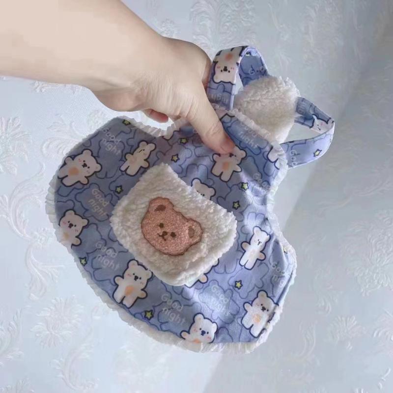 ペット ベスト 秋冬 かわいい くま柄 キャラクター柄 猫 犬 小型犬 中型犬 お散歩 お出かけ用 ハーネス一体型 ポリエステル