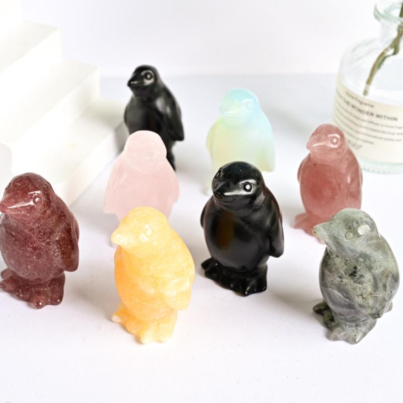 置物 ペンギン 天然石 彫刻 多種素材 白水晶 黒曜石 黄色方解石 ローズクォーツ ストロベリークォーツ ミニチュア インテリア デスクトップ装飾 ピンク ホワイト