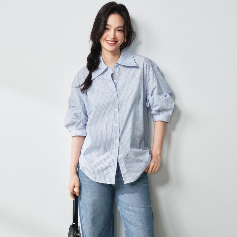 ブラウス レディース 春夏 ストライプ柄 半袖 フレンチカジュアル ゆったりシルエット パフスリーブ 襟付き コットンブレンド ライトブルー 若見え効果
