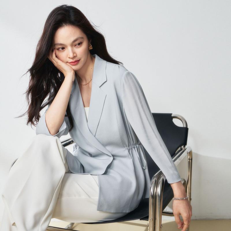 アウター レディース 春夏 ドローストリングウエスト シンプル 落ち感 通気性 軽量 薄手 通勤 オフィス きれいめ 七分袖 ミドル丈 テーラードカラー ゆったり ポリエステル 混紡 ダスティグリーン 無地