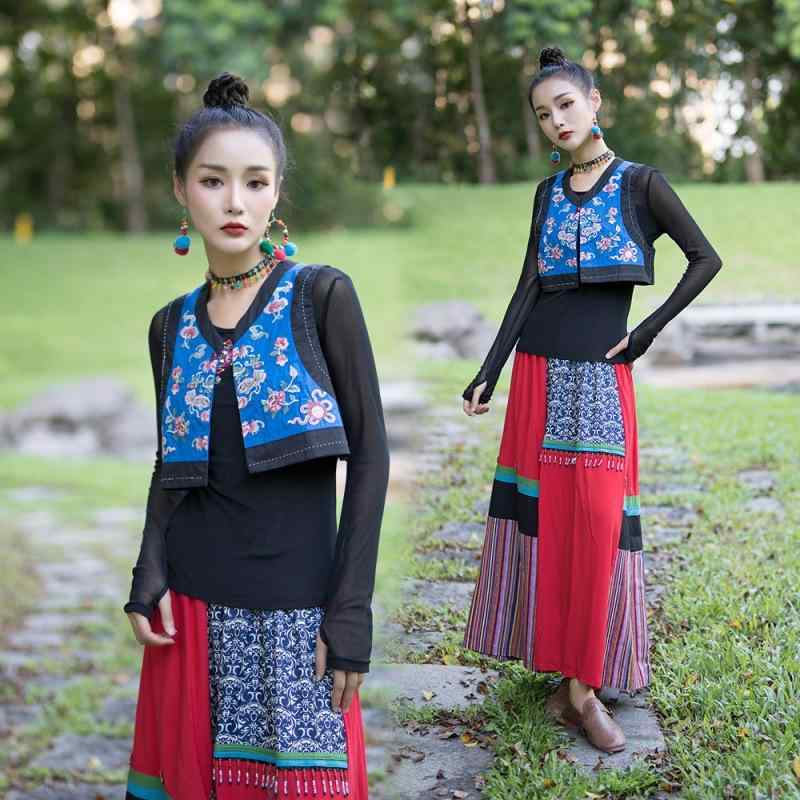 ベスト ジレ レディース 刺繍 ノースリーブ 薄手 民族風 レトロ アンティーク調 綿麻 リネン Vネック ロイヤルブルー