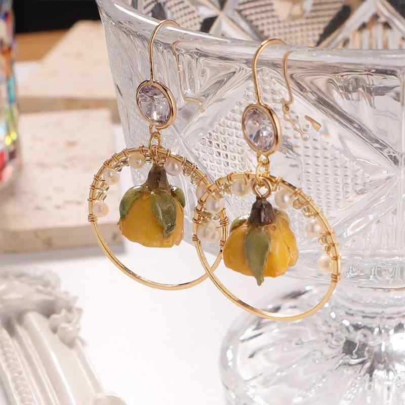 ピアス レディース 天然パール プリザーブドフラワー バラ フラワーモチーフ 韓国風 インスタ風 スウィ..