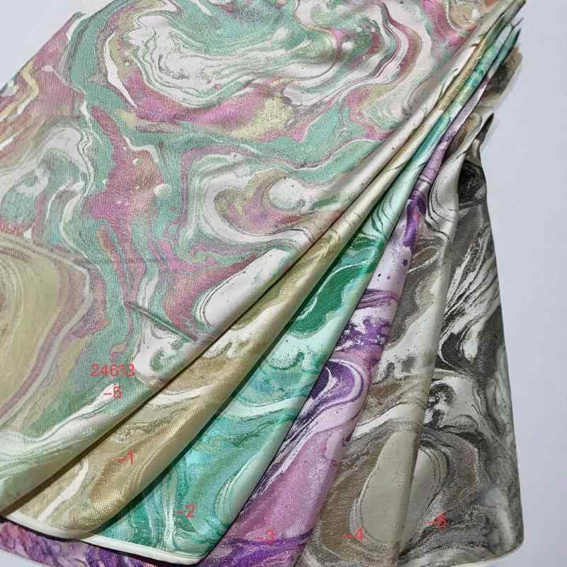 ファブリック レディース 秋冬 抽象 幾何学模様 レトロ 先染め ジャカード生地 レーヨン シルク混紡 ソファ バッグ ワンピース カーテン 装飾生地 グリーン パープル グレー イエロー