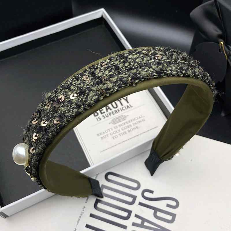 ヘアアクセサリー レディース カチューシャ ヘアバンド 高級感 ミリタリーグリーン系 小顔見せ 普段使..