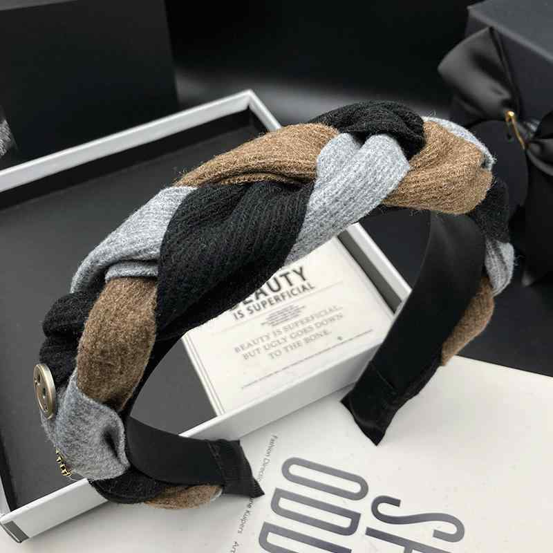 ヘアアクセサリー レディース ニット 編み込み カチューシャ ヘアバンド スマイル ニコちゃん 毛糸素材..