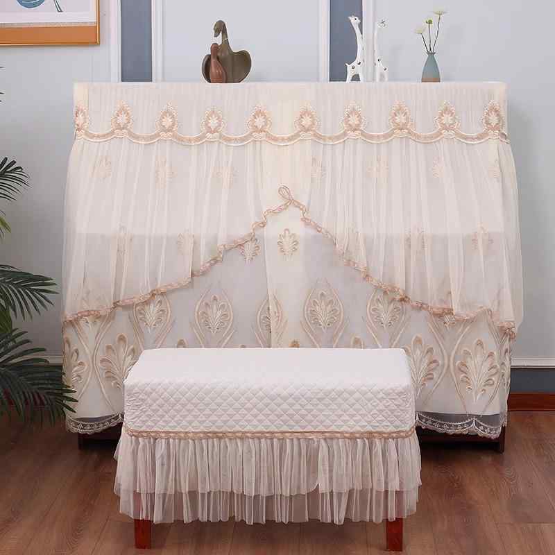 ・カテゴリ: ピアノカバー ・スタイル: モダン、シンプル ・デザイン: 刺繍レース（裏地付き）、アップグレード刺繍レース（裏地付き）、3層厚手刺繍レース（豪華仕様） ・サイズ展開: ピアノカバー（琴長148-153cm汎用）＋シングル用椅子カバー（40×60cm）、ピアノカバー（琴長148-153cm汎用）＋ダブル用椅子カバー（40×80cm）