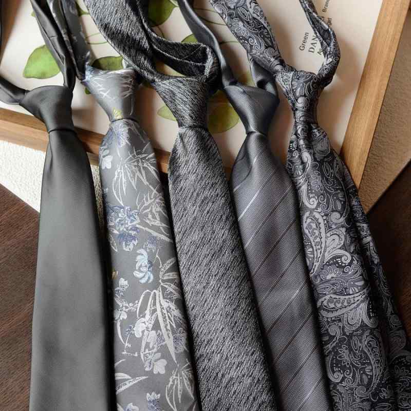 ネクタイ メンズ 男性用 グレー ストライプ 高級感 エレガント 上品 ビジネス フォーマル 通勤 オフィス 仕事用 カジュアル ポリエステル 手結びタイプ