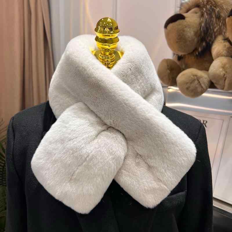 マフラー レディース レッキスラビットファー 一枚革 ベルベット調 ふわふわ 上品 エレガント 防寒 保..