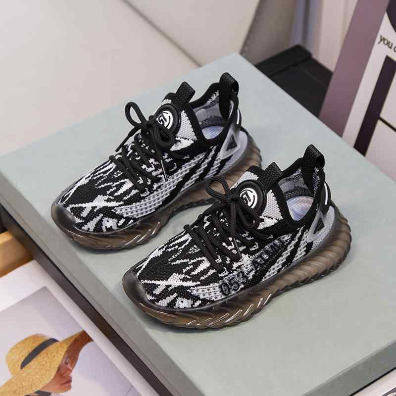 靴 スニーカー キッズ 子供用 男の子 女の子 春夏秋 レースアップ 通気性 メッシュ 軽量 カジュアル 柔..