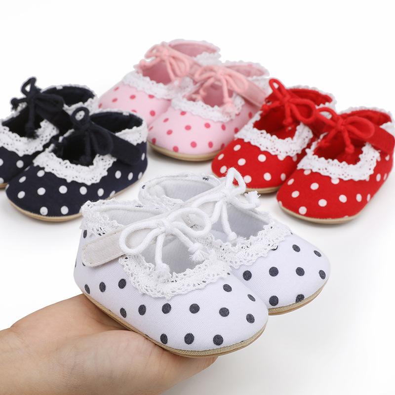 靴 ベビーシューズ 幼児用 ファーストシューズ 赤ちゃん よちよち歩き マジックテープ開閉 帆布 キャン..