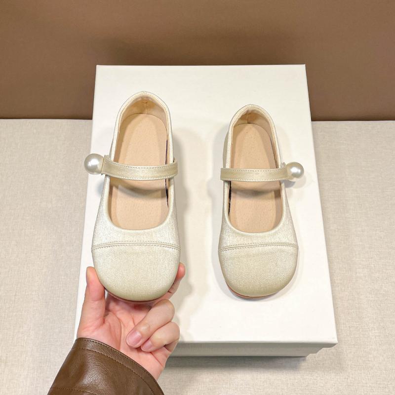 靴 シューズ 女の子 プリンセス フォーマル パンプス 発表会 結婚式 ドレス 卒園式 入学式 七五三 ソフトソール 柔らかい 履きやすい マジックテープ スト...