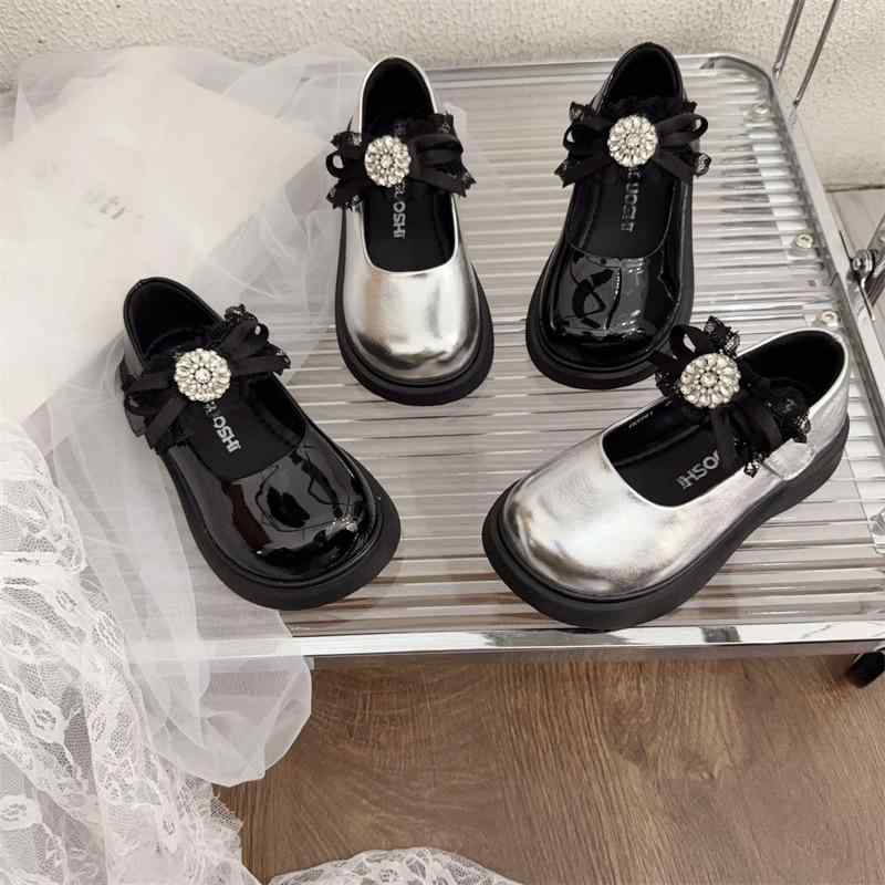 靴 シューズ キッズ 女の子 ベビー PUレザー ソフトソール パンプス プリンセスシューズ マジックテープ 切り替え フォーマル ダンス 発表会 ブラック シ...