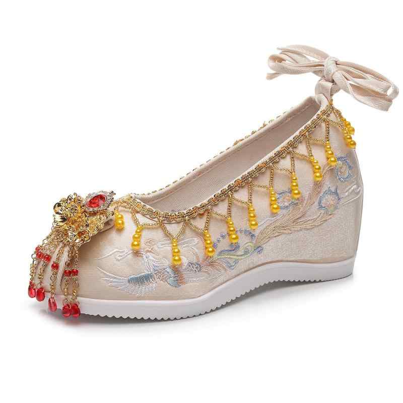 靴 シューズ レディース 結婚式 披露宴 宴会 チャイナ風 民族衣装 古典 刺繍 パール ビーズ 花柄 タッセル飾り インヒール 6.5cmヒール ウェッジソール ラウンドトゥ レースアップ パンプス 軽量 通気性 綿素材 レッド(4)