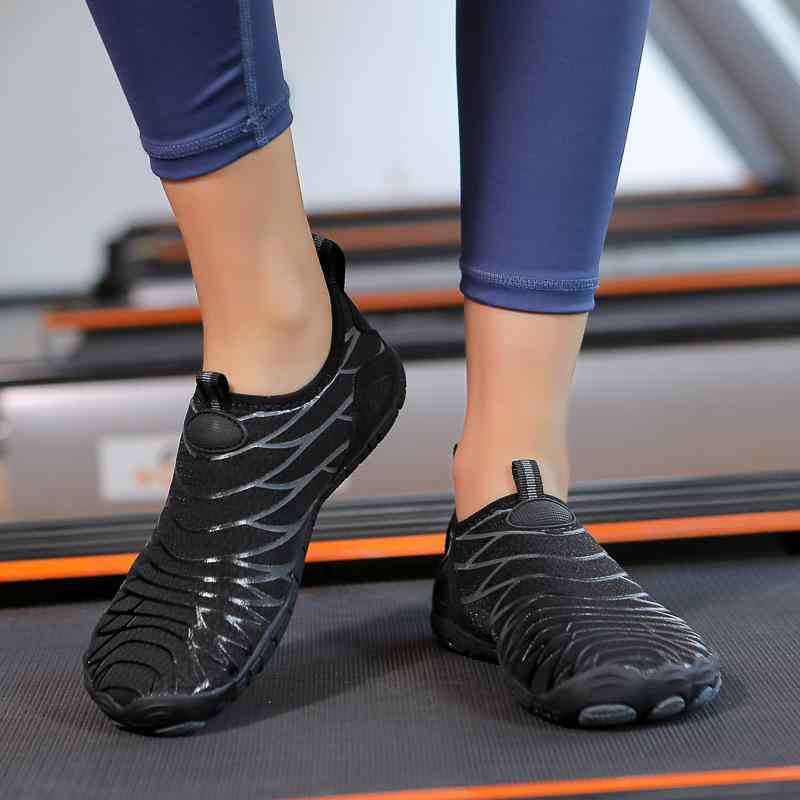 靴 アクアシューズ ユニセックス 男女兼用 沢登り ウォーター マリン フィットネス ジム ヨガ 水陸両用 速乾 通気性 軽量 滑り止め ストレッチ ローカット 春夏秋 アウトドア レジャー 水遊び