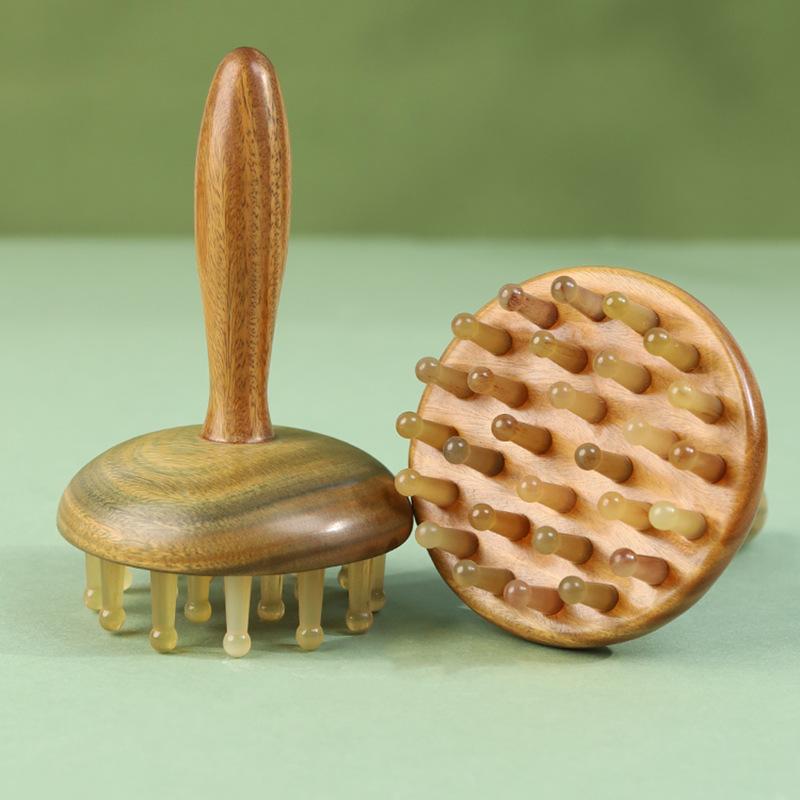 マッサージコーム 緑檀木 羊角製 頭皮 スカルプケア 経絡 ツボ押し 全身用 肩 首 腹部 かっさ 血行促進..