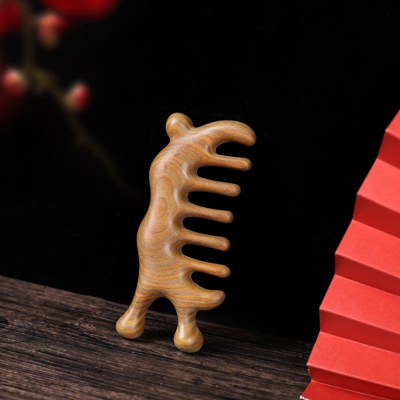 コーム 檀木 無垢材 マッサージ 多機能 頭皮ケア ヘッドスパ ツボ押し 鼻筋かっさ 緑檀 紫檀 天然香木 ..