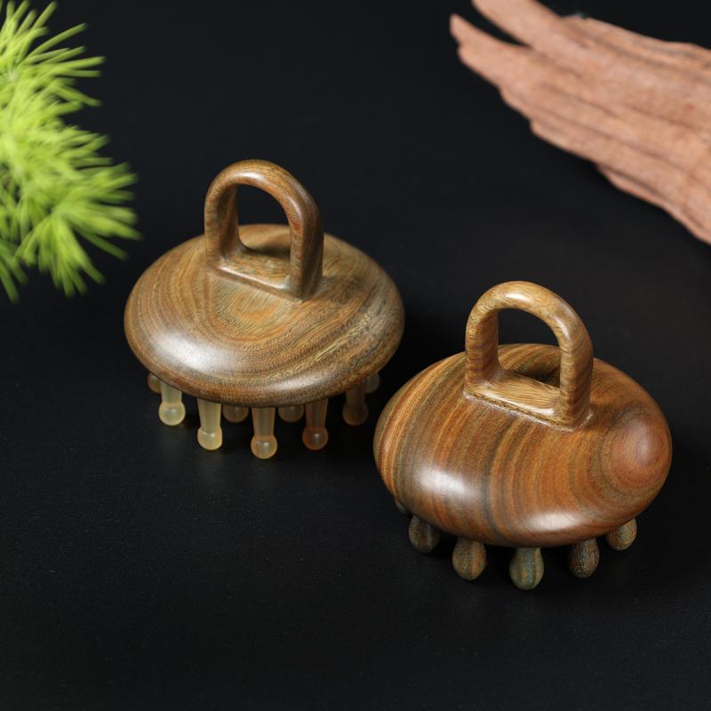 マッサージブラシ 緑檀 羊角 円形 指リング付き 頭皮ケア ヘッドスパ スカルプ 頭部 肩首 かっさ 経絡..