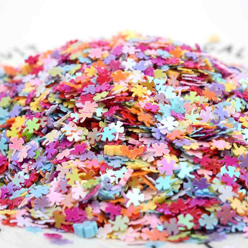 アクセサリーパーツ ホログラム スパンコール 四つ葉のクローバー プラスチック製 樹脂 電気メッキ加工..