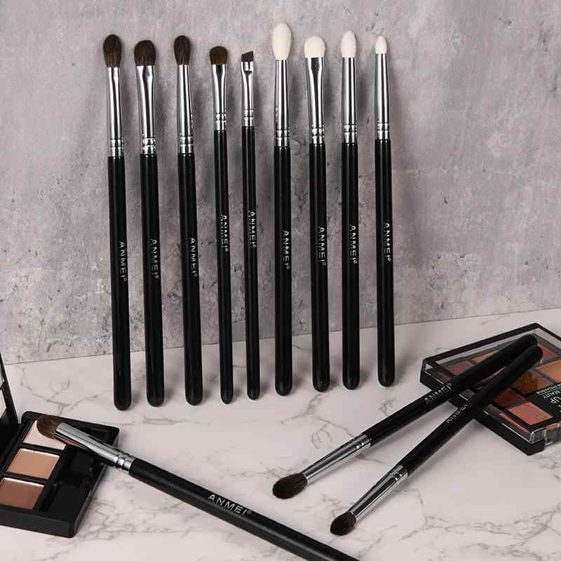 メイクブラシ 12本 アイメイク用 アイシャドウ ブレンディング 眉 リップ 細部 ポータブル 携帯用 羊毛 木柄 長柄 化粧筆セット