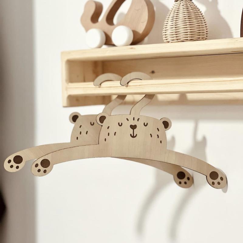 ハンガー キッズ ベビー 子供用 木製 ウッド かわいい 動物型 アニマルモチーフ おしゃれ インスタ映え 店舗ディスプレイ 子供部屋インテリア 撮影小道具 服飾雑貨