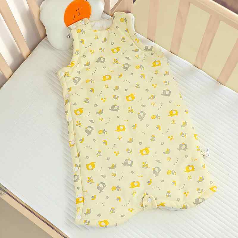 スリーパー ベビー キッズ 子供 赤ちゃん ノースリーブ ベストタイプ ロング丈 綿 ポリエステル 中綿入り キルティング 厚手 あったか 秋冬 寝冷え防止 はだけ防止 保温 吸湿速乾 動物柄 パジャマ 寝巻き