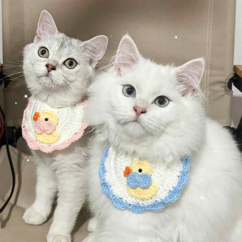 スタイ 猫用 犬用 小型犬用 ハンドメイド 半円 よだれかけ 毛糸 ニット かぎ編み かわいい アヒル柄 ピ..