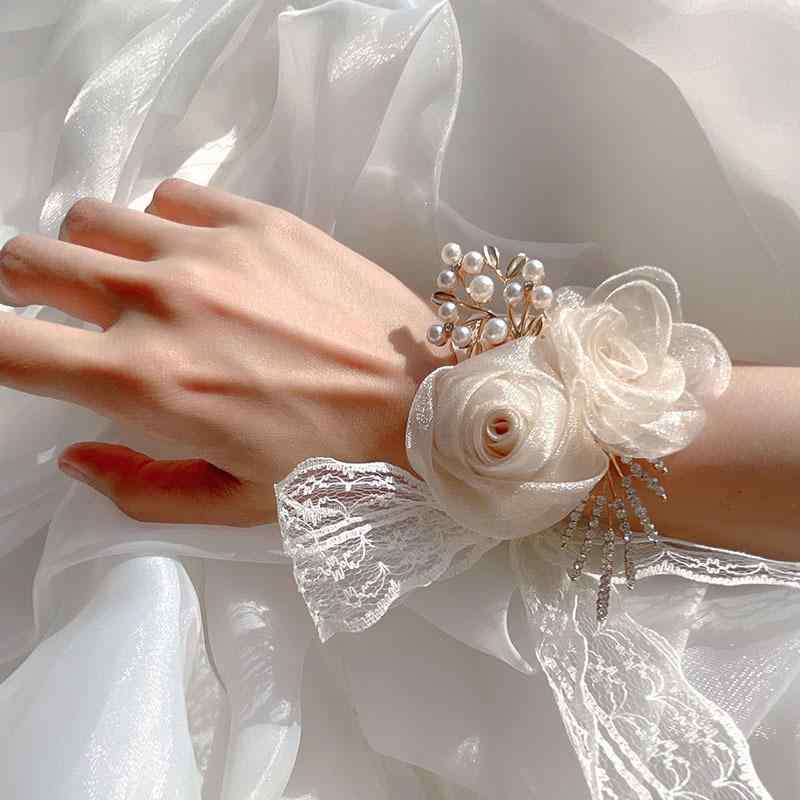 コサージュ ブーケ 結婚式 花嫁 ブライズメイド 新婦 高級感 リストブーケ 腕飾り 造花 布花 上品 エレガント フォーマル 白 アイボリー シャンパン 挙式 披露宴 二次会 パーティー ゲスト アクセサリー