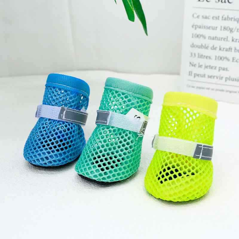 ドッグシューズ 中小型犬用 ペット用 春夏 滑り止め ノンスリップ 通気性 メッシュ 耐久性 ソフトソー..