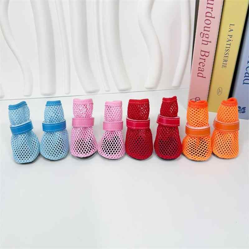 犬用サンダル 小型犬 子犬 春夏用 メッシュ 通気性抜群 散歩 アウトドア お出かけ 脱げにくい 汚れ防止 足保護 滑り止め 耐摩耗性 かわいい おしゃれ